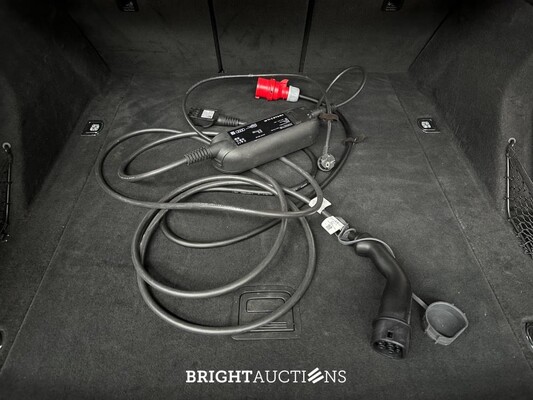 Audi e-tron 55 quattro Business edition Plus 95 kWh 408pk 2020 (Origineel-NL+1e eigenaar), K-706-KJ