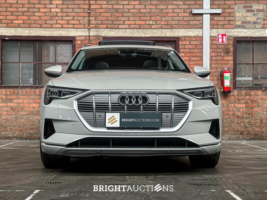 Audi e-tron 55 quattro Business edition Plus 95 kWh 408pk 2020 (Origineel-NL+1e eigenaar), K-706-KJ