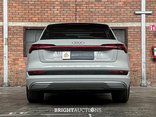 Audi e-tron 55 quattro Business edition Plus 95 kWh 408pk 2020 (Origineel-NL+1e eigenaar), K-706-KJ