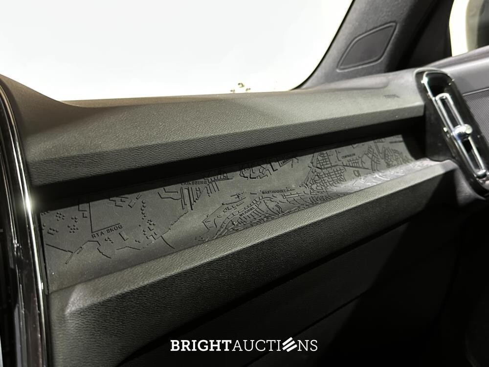 Volvo XC40 Recharge Core 70 kWh 231pk 2022 (Origineel-NL + 1e Eigenaar), R-491-BZ