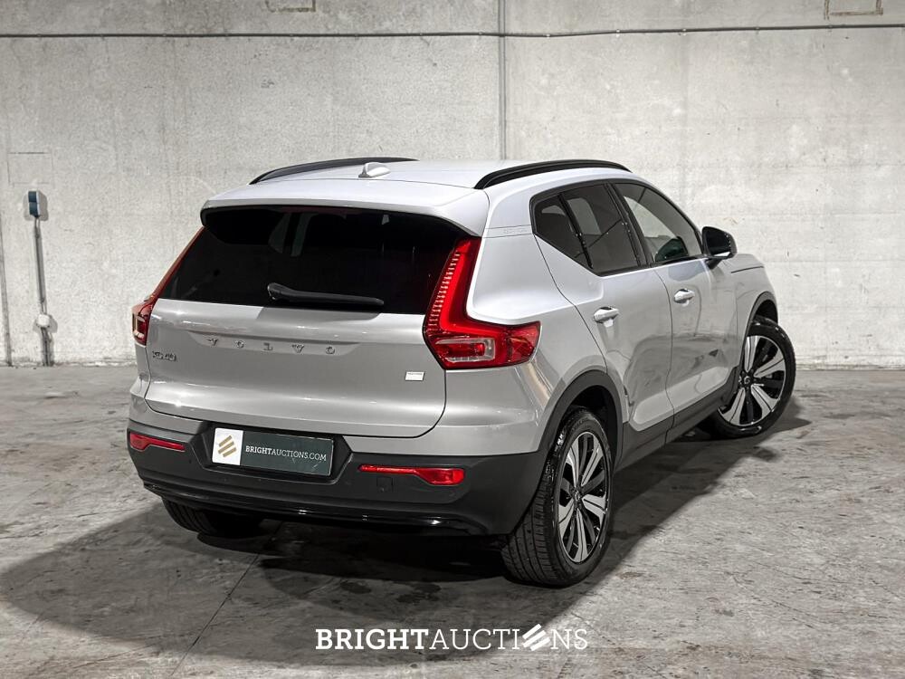 Volvo XC40 Recharge Core 70 kWh 231pk 2022 (Origineel-NL + 1e Eigenaar), R-491-BZ