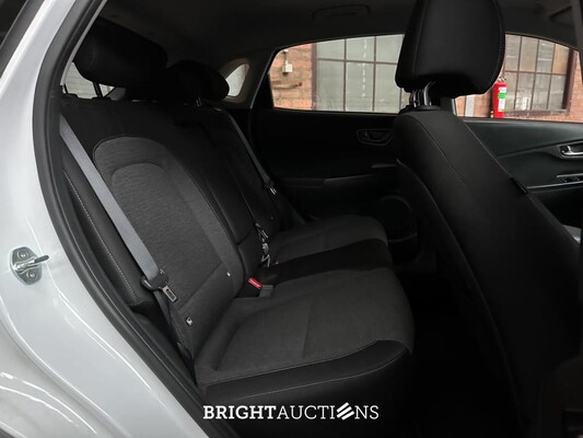 Hyundai Kona EV Comfort 64 kWh 204pk 2020 (Origineel-NL+1e eigenaar), J-474-XX