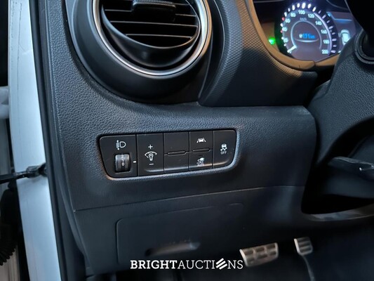 Hyundai Kona EV Comfort 64 kWh 204pk 2020 (Origineel-NL+1e eigenaar), J-474-XX