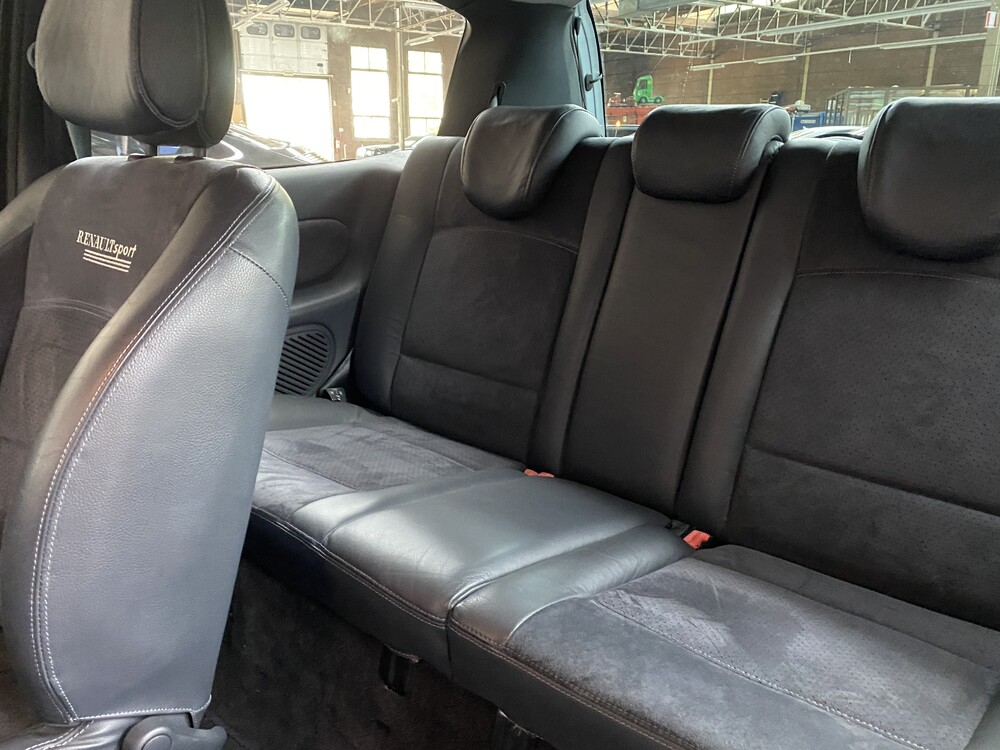 Renault Sport Clio RS 2.0 172hp 2004 -YOUNGTIMER- .