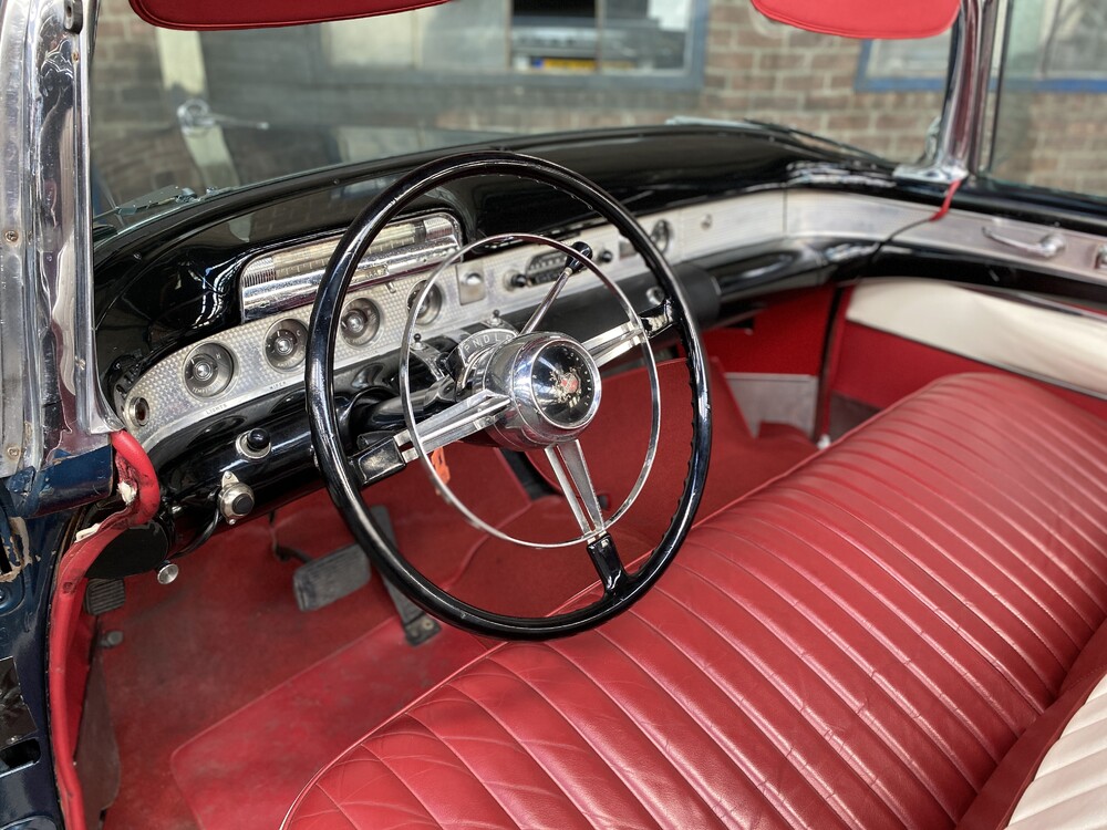 Buick Roadmaster Convertible 76C V8 Convertible 1954.
