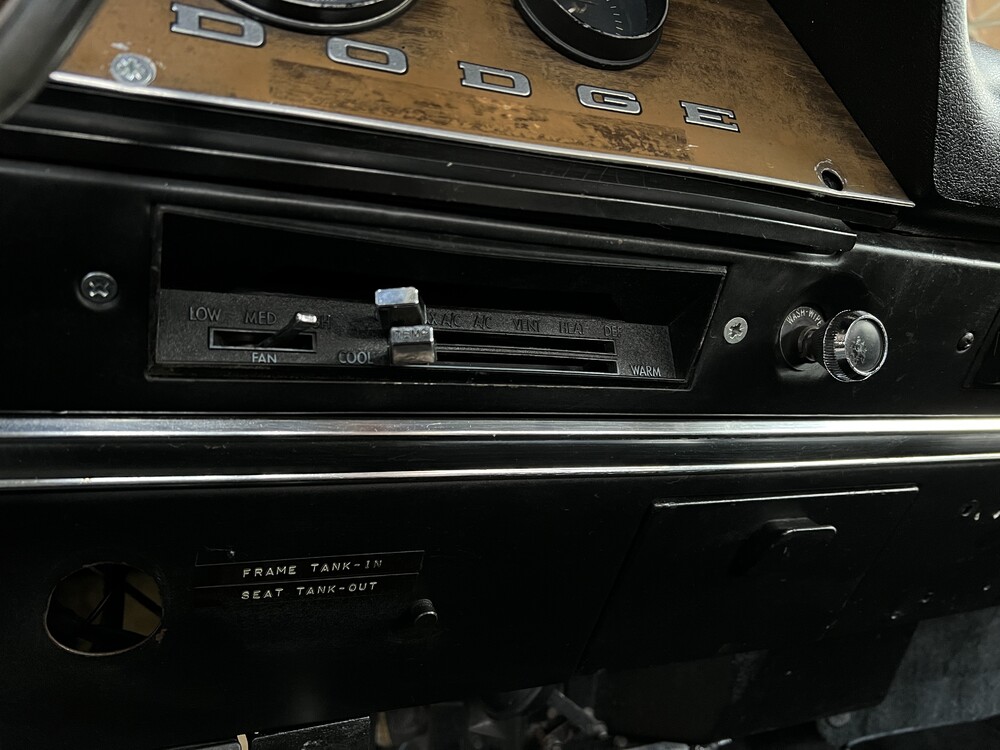 Dodge D200 5.9 182hp 1974, 65-YD-23.