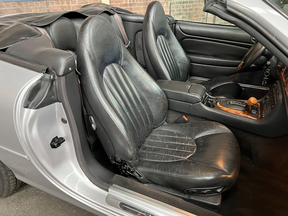 Jaguar XKR 4.0 V8 Cabriolet 294 PS 2000, 41-JXB-2.