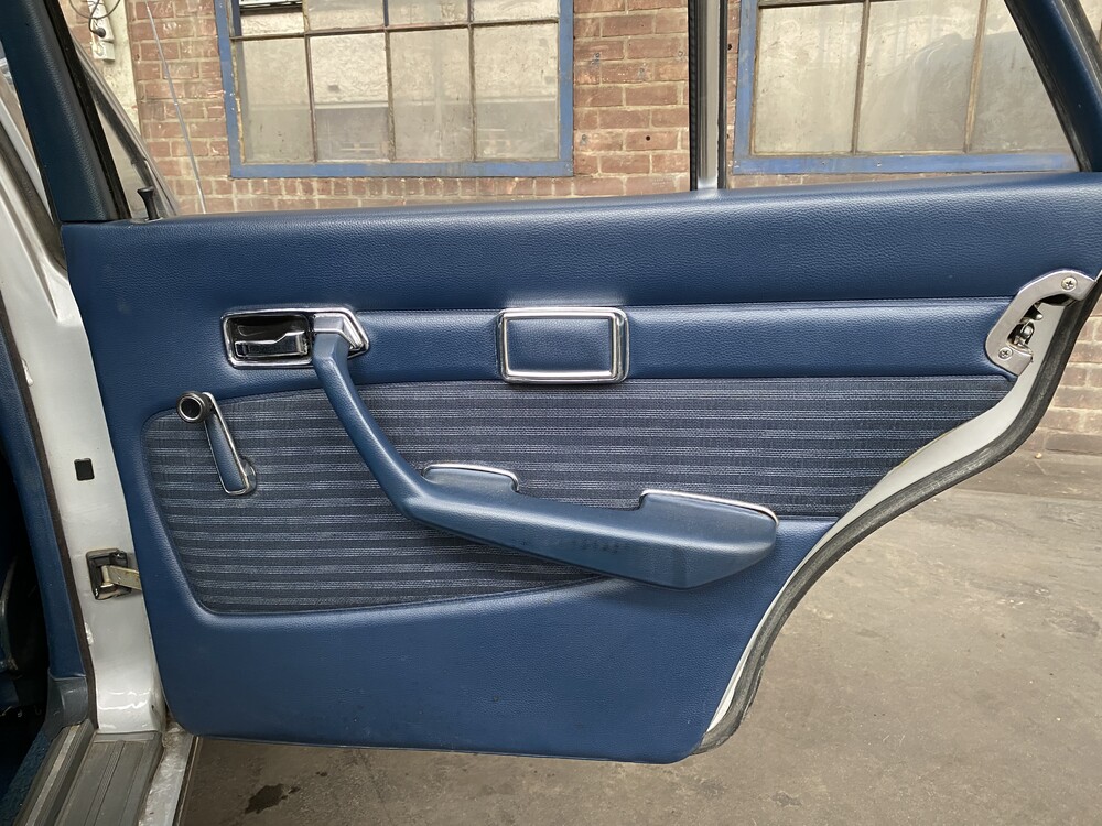 Mercedes-Benz 280S W116 160 PS 1974 S-Klasse, 99-YD-68.