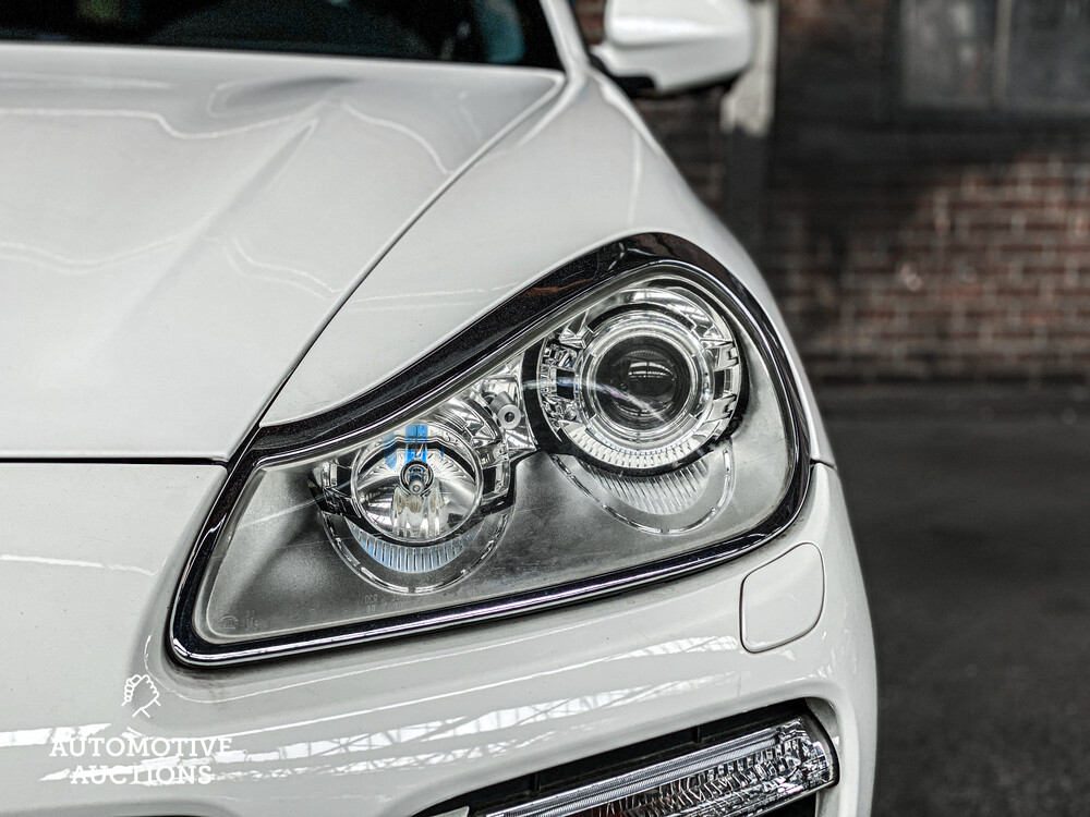 Porsche Cayenne Turbo 4.8 V8 500hp 2007 -YOUNGTIMER-.