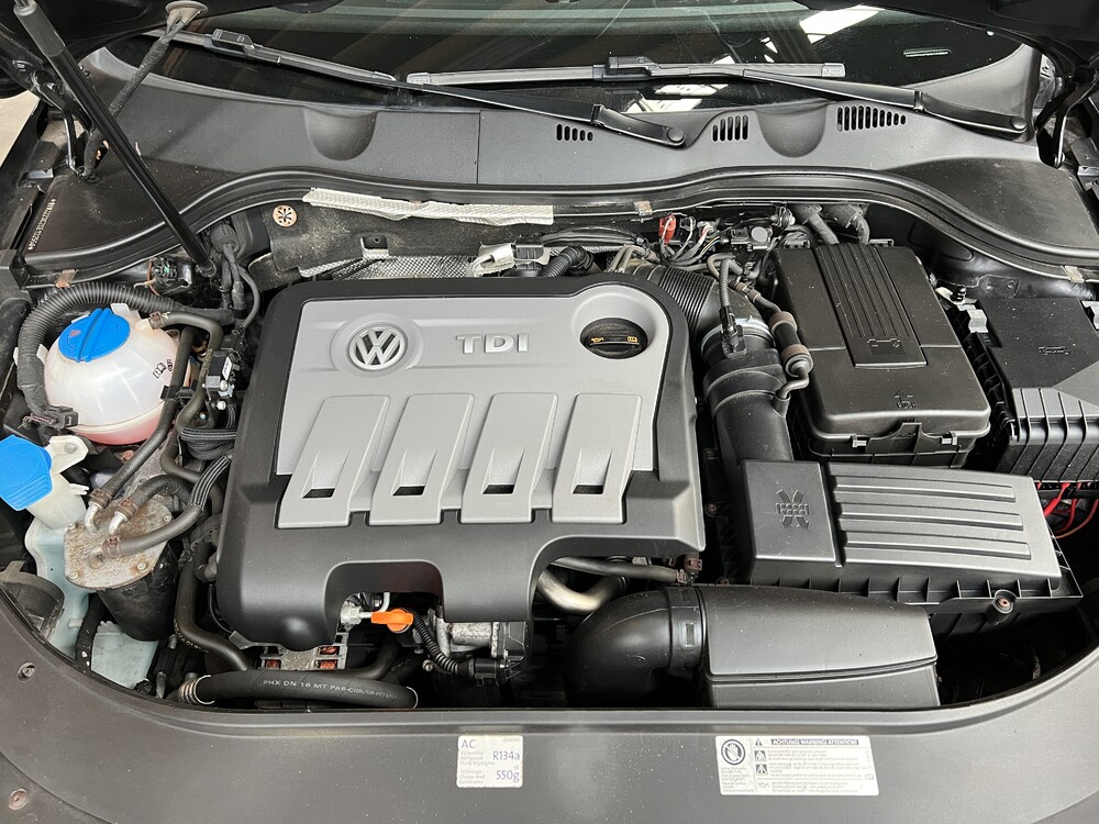 Volkswagen Passat Variante 2.0 TDI DSG6 140 PS Highline, TL-401-H.