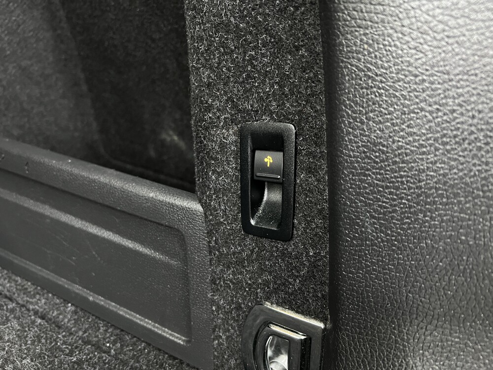 Volkswagen Passat Variante 2.0 TDI DSG6 140 PS Highline, TL-401-H.