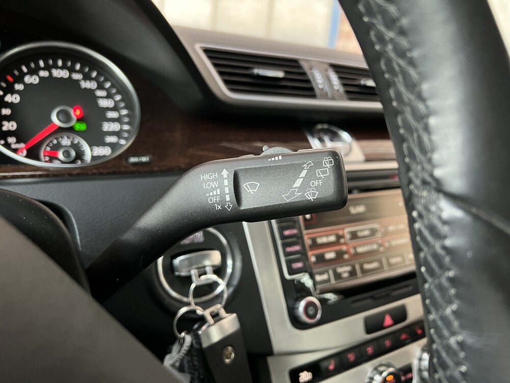 Volkswagen Passat Variante 2.0 TDI DSG6 140 PS Highline, TL-401-H.