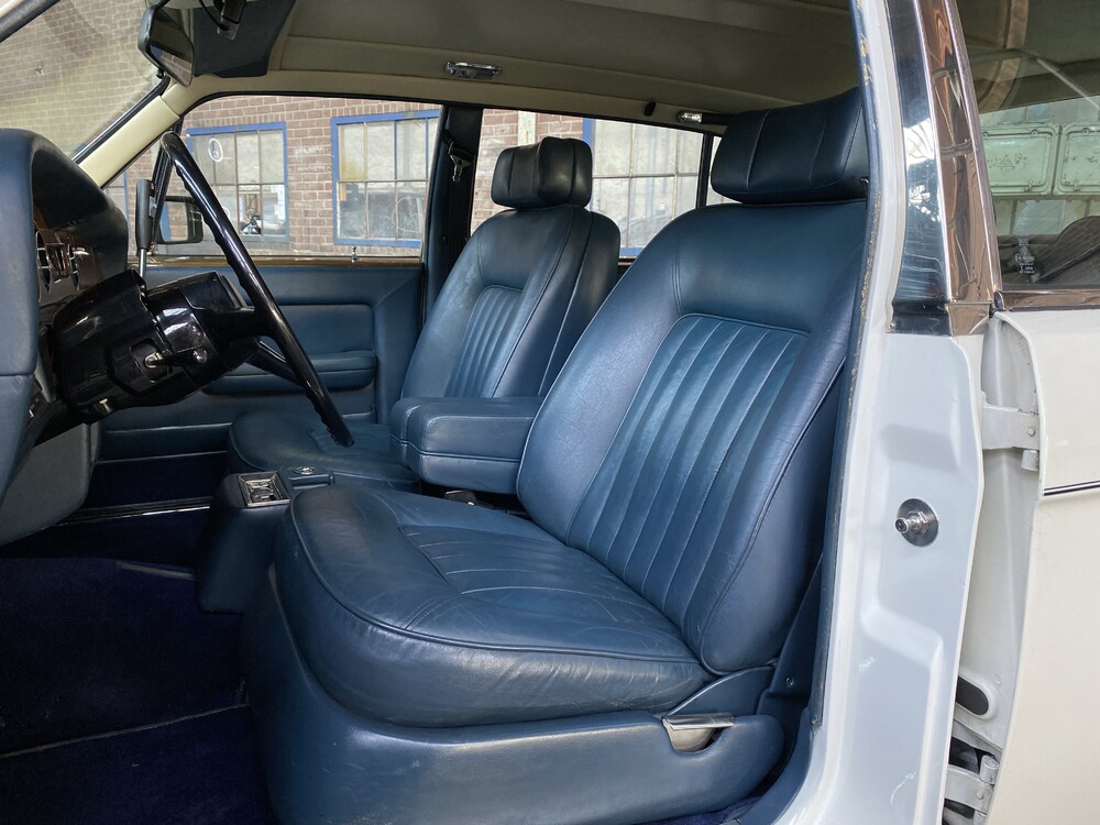 Rolls-Royce Silver Spur 6.8 V8 1984.