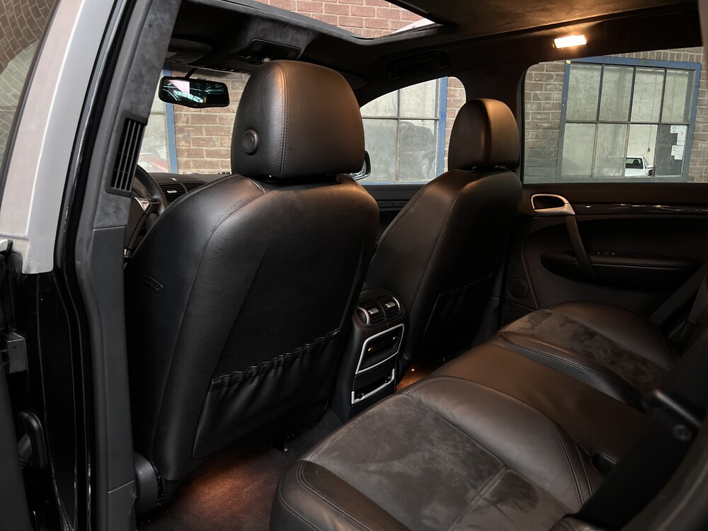 Porsche Cayenne Turbo S4.8 V8 550 PS 2008.