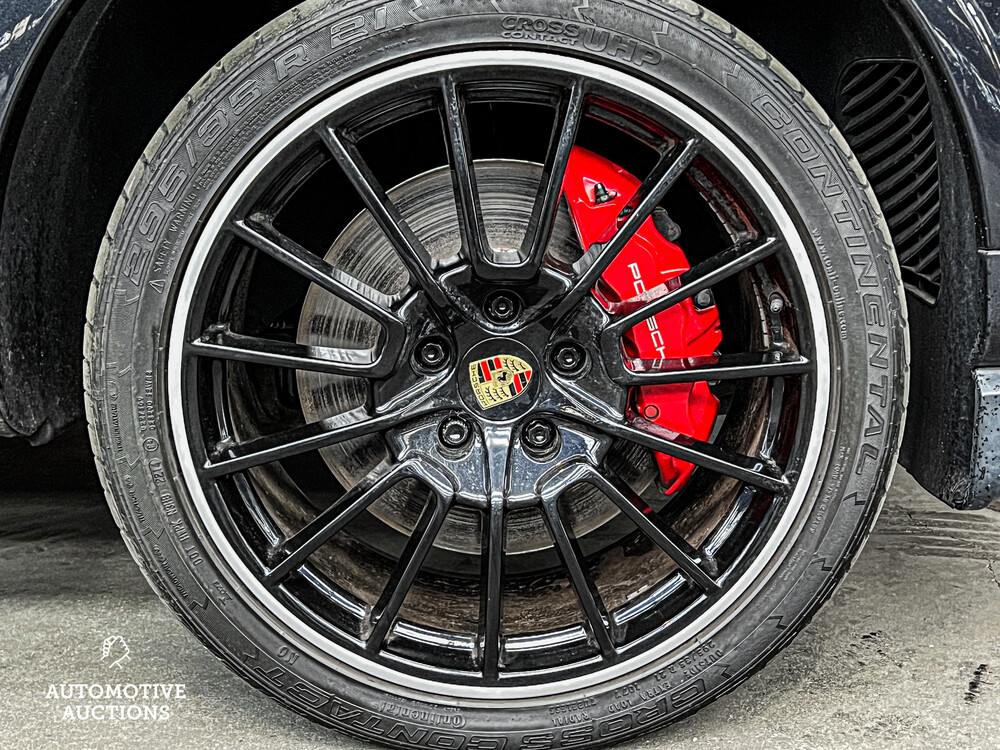 Porsche Cayenne Turbo S4.8 V8 550 PS 2008.