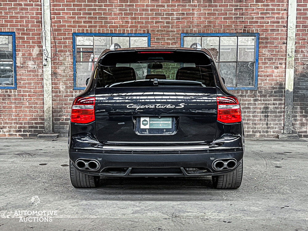 Porsche Cayenne Turbo S4.8 V8 550 PS 2008.