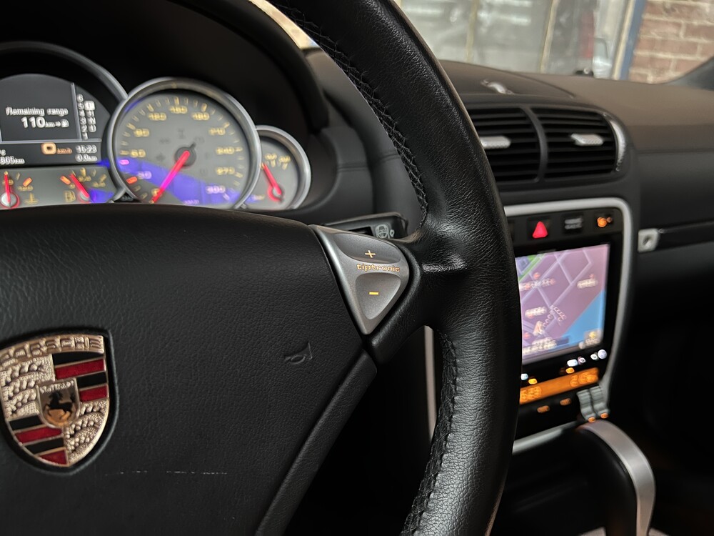 Porsche Cayenne Turbo S4.8 V8 550 PS 2008.