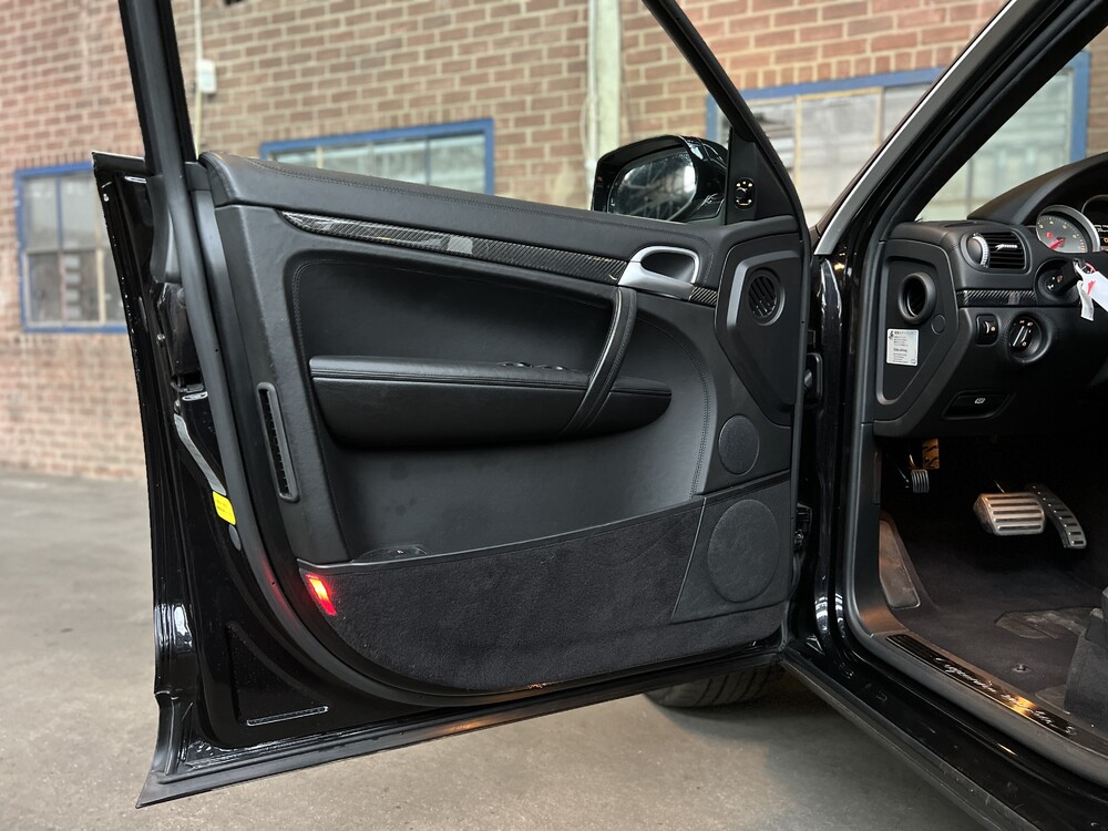 Porsche Cayenne Turbo S4.8 V8 550 PS 2008.