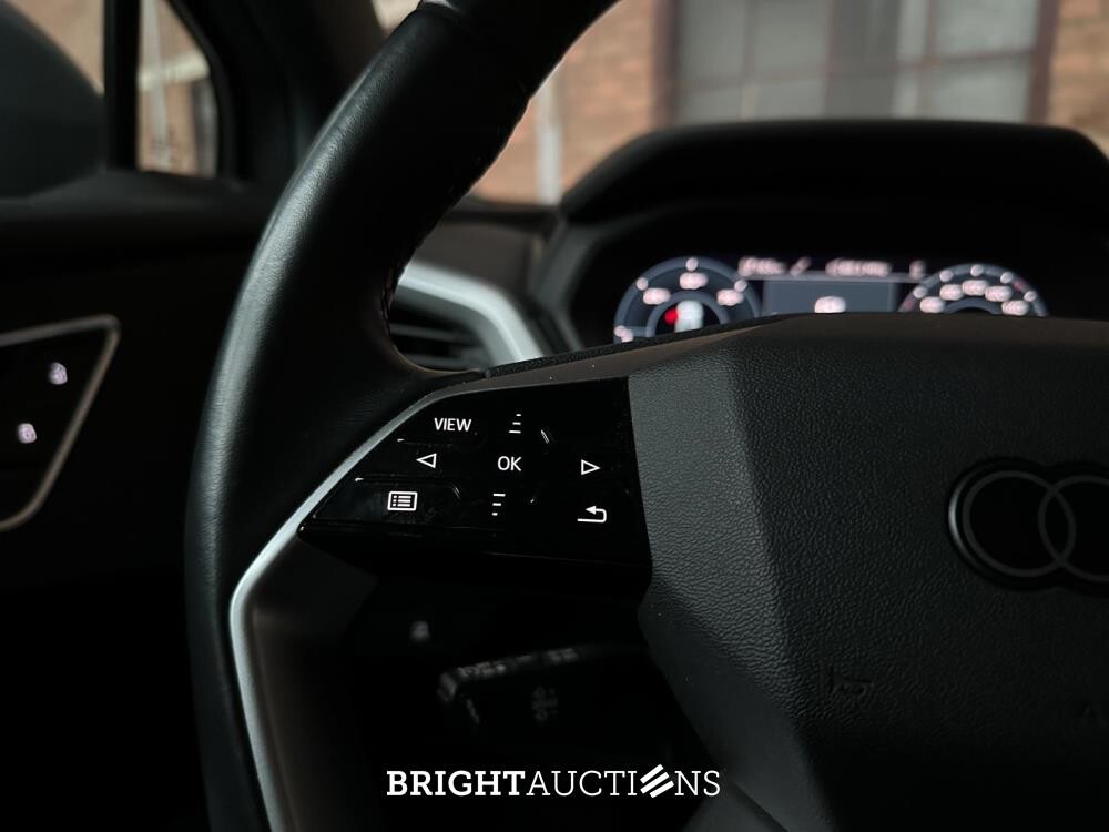 Audi Q4 e-tron 35 Launch edition 55 kWh 170pk 2021 (Origineel-NL+1e eigenaar), N-924-PK