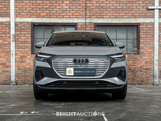 Audi Q4 e-tron 35 Launch edition 55 kWh 170pk 2021 (Origineel-NL+1e eigenaar), N-924-PK