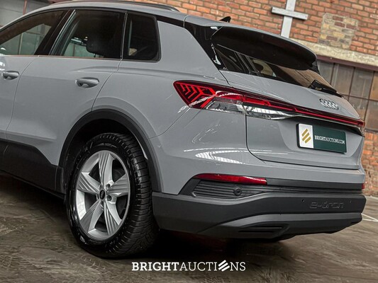 Audi Q4 e-tron 35 Launch edition 55 kWh 170pk 2021 (Origineel-NL+1e eigenaar), N-924-PK