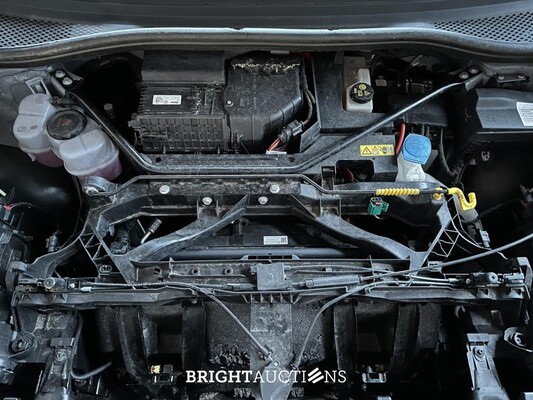 Audi Q4 e-tron 35 Launch edition 55 kWh 170pk 2021 (Origineel-NL+1e eigenaar), N-924-PK