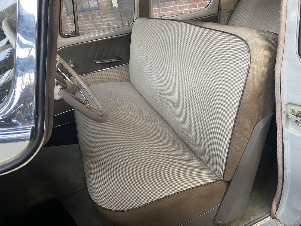 Studebaker Commander 4.2 V8 1955, SX-92-75.