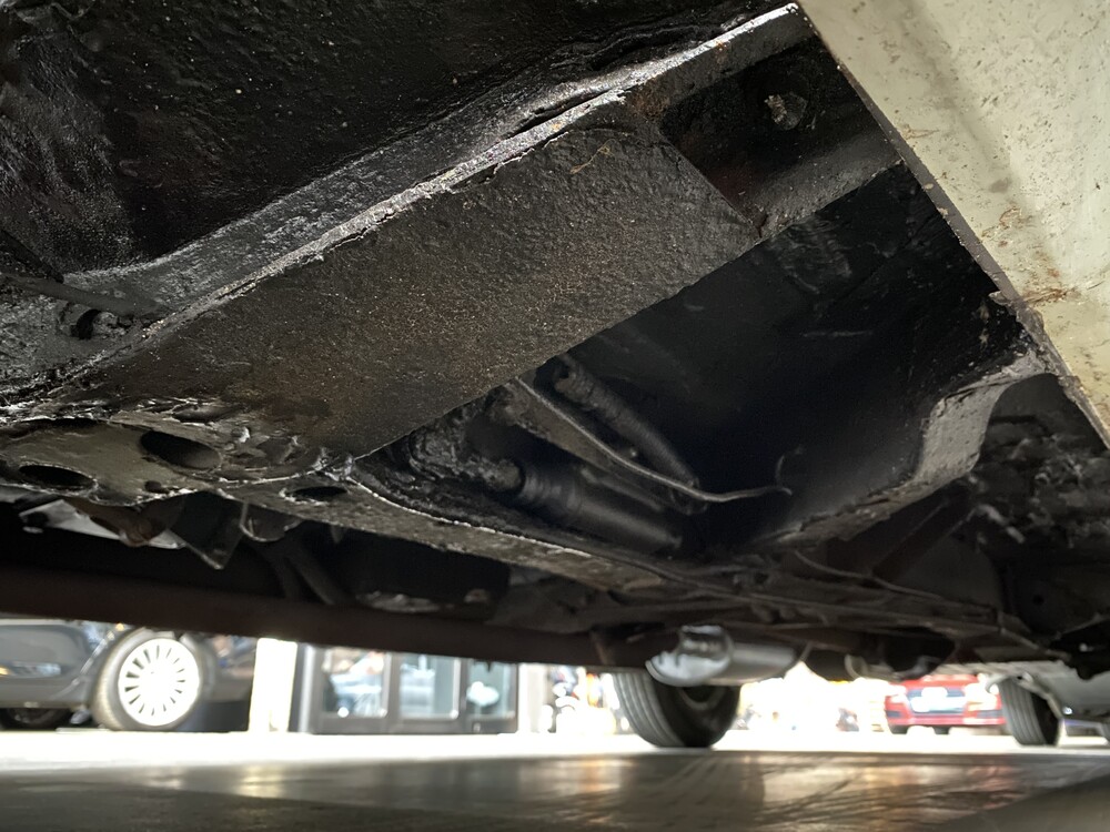 Studebaker Commander 4.2 V8 1955, SX-92-75.