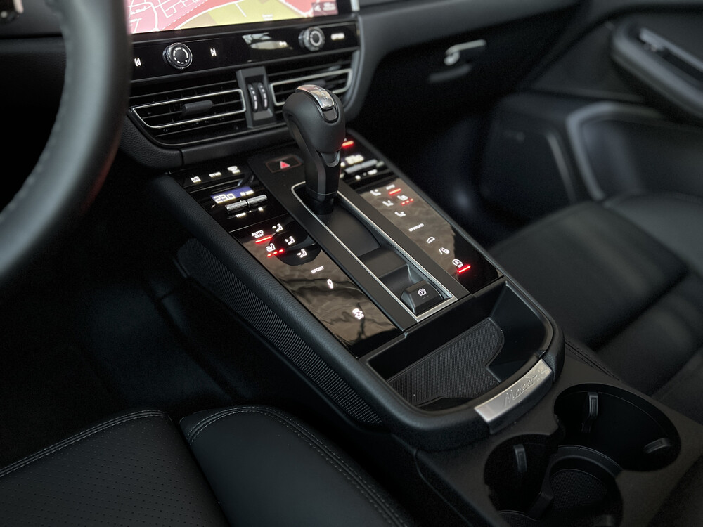 Porsche Macan 2.0 FACELIFT 265pk 2022 -Fabrieksgarantie-