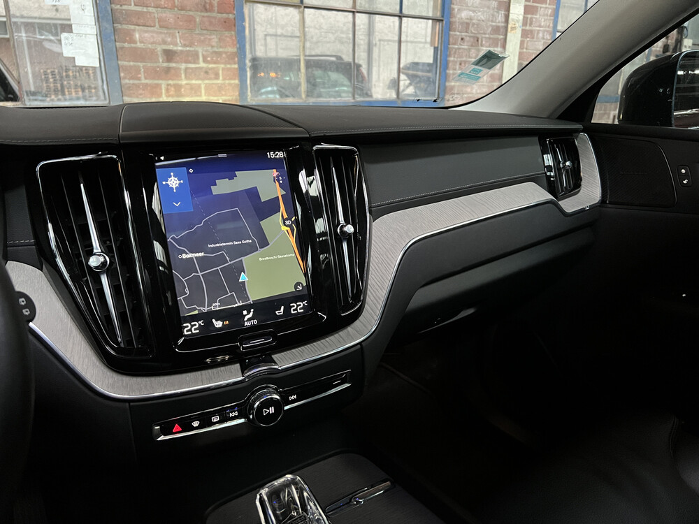 Volvo XC60 RECHARGE 2.0 T8 Twin Engine AWD Inscription 320pk 2020, R-973-BX