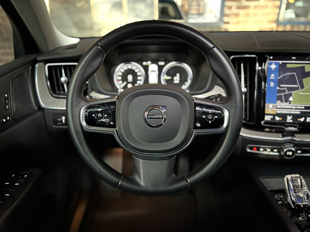 Volvo XC60 RECHARGE 2.0 T8 Twin Engine AWD Inscription 320pk 2020, R-973-BX