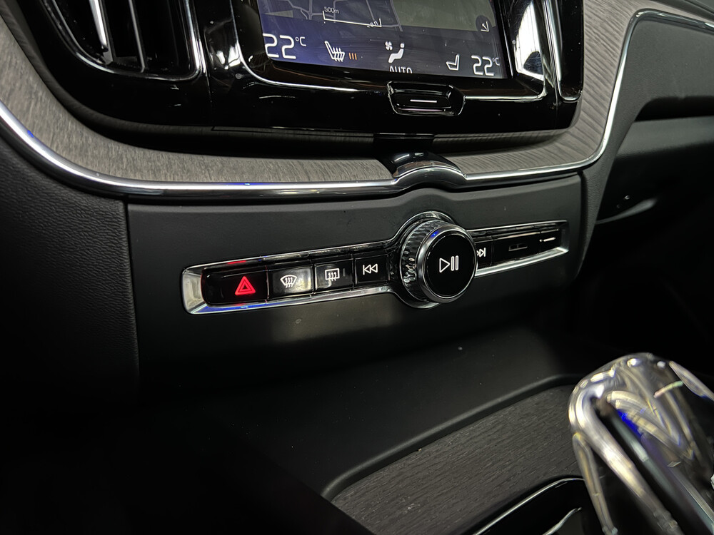 Volvo XC60 RECHARGE 2.0 T8 Twin Engine AWD Inscription 320pk 2020, R-973-BX