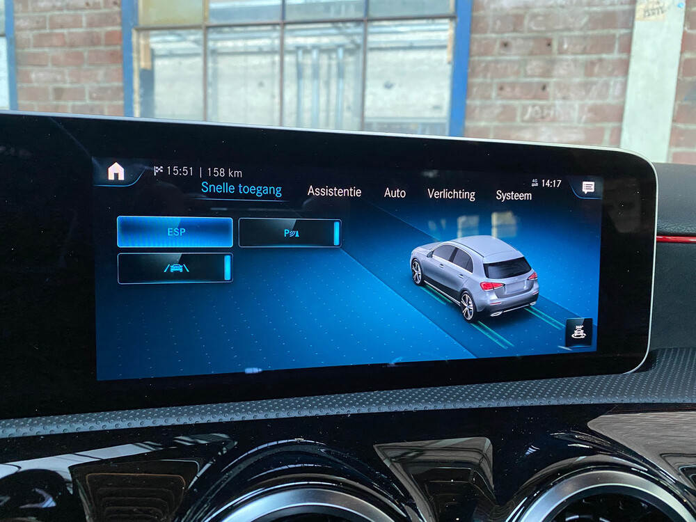 Mercedes-Benz A180 Business Solution AMG Night Upgrade 136pk 2019, XS-253-H