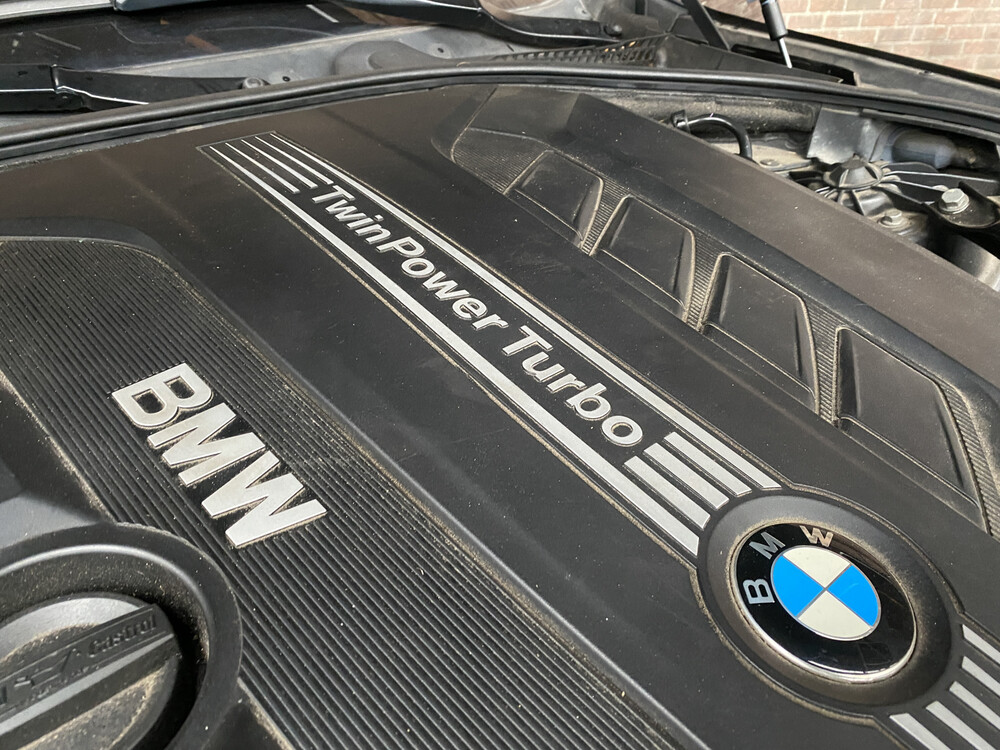 BMW 525d Touring M-Sport 2.0 High Executive 5-serie 218pk 2013, PF-384-H