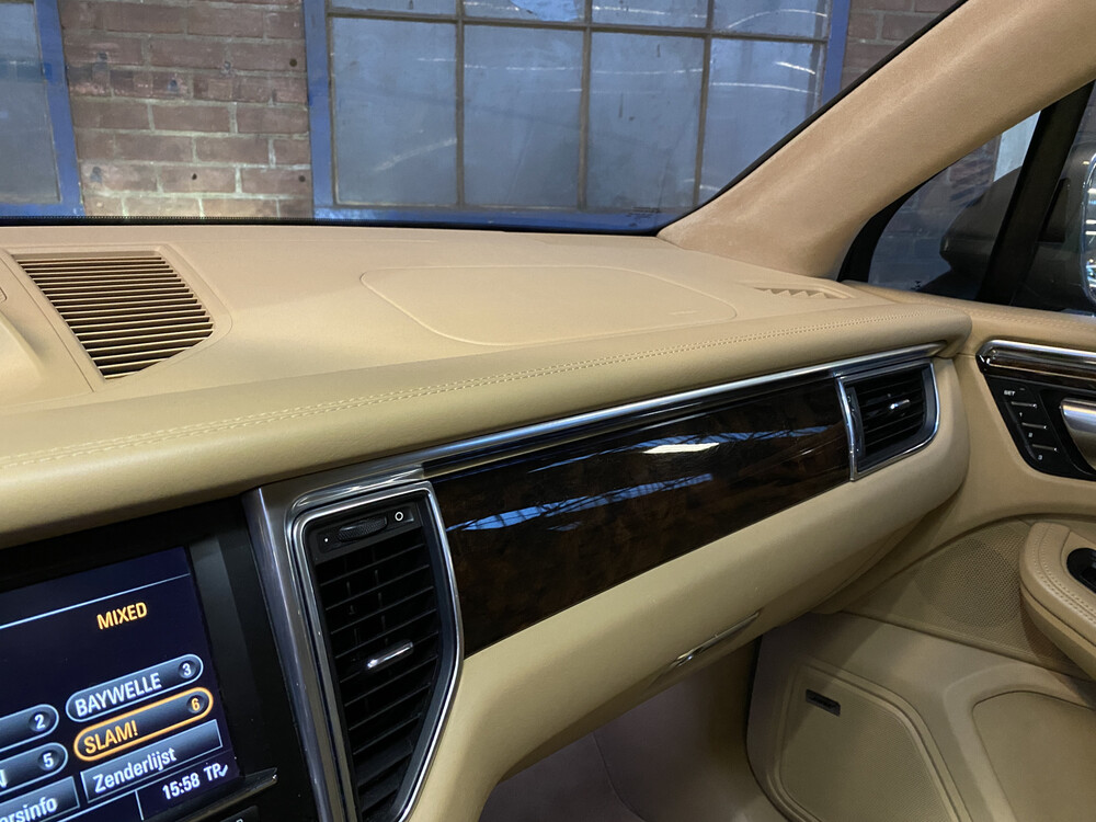 Porsche Macan Turbo 3.6 V6 400pk 2014 Sport-Chrono -Orig. NL-, 1-TTX-59