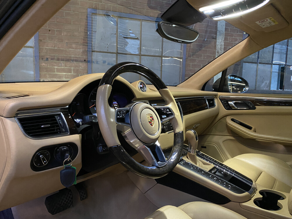 Porsche Macan Turbo 3.6 V6 400pk 2014 Sport-Chrono -Orig. NL-, 1-TTX-59