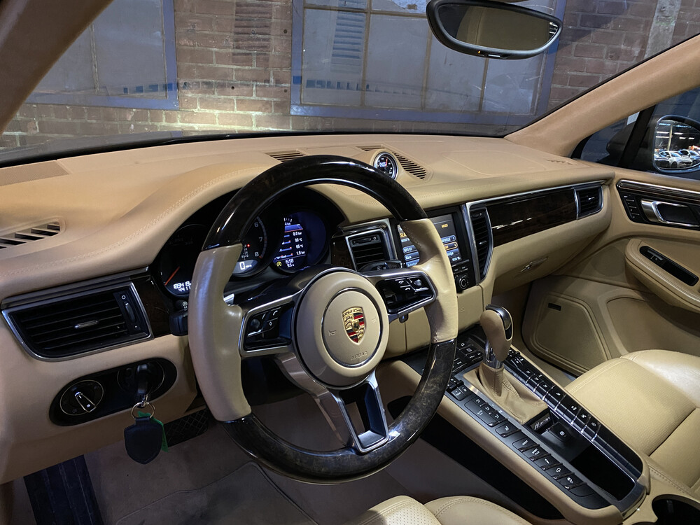 Porsche Macan Turbo 3.6 V6 400pk 2014 Sport-Chrono -Orig. NL-, 1-TTX-59