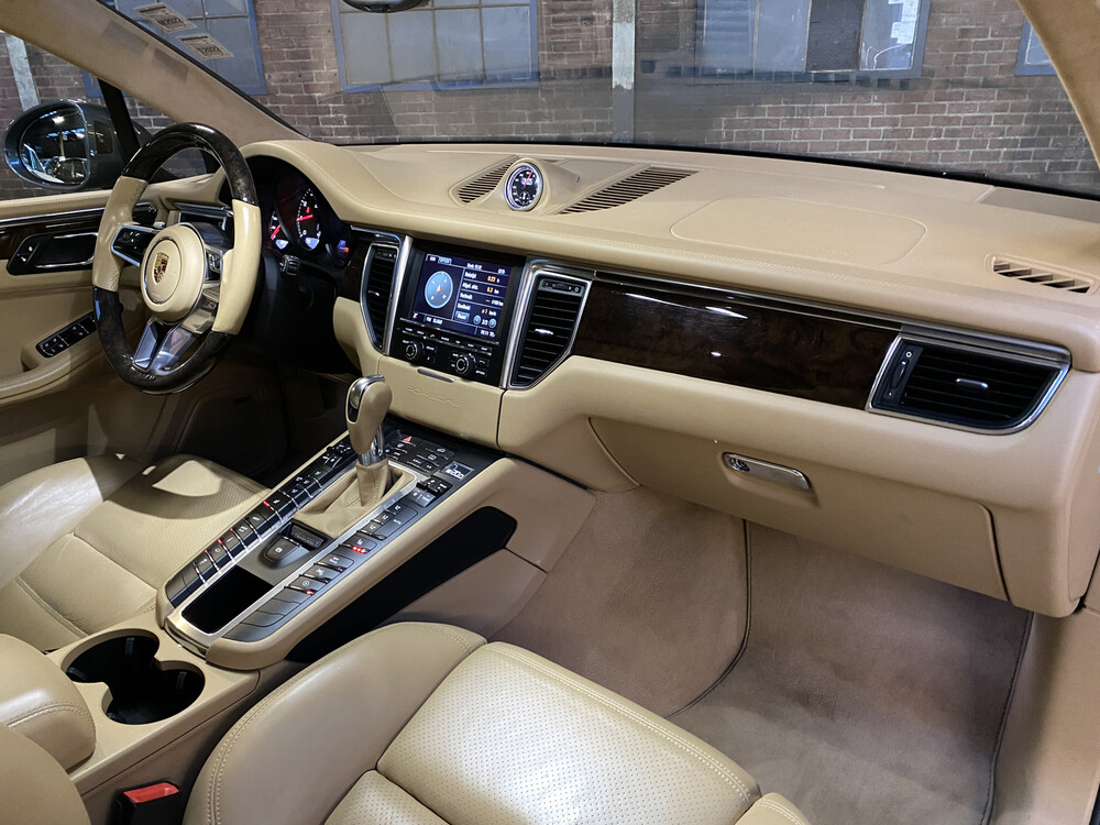 Porsche Macan Turbo 3.6 V6 400pk 2014 Sport-Chrono -Orig. NL-, 1-TTX-59