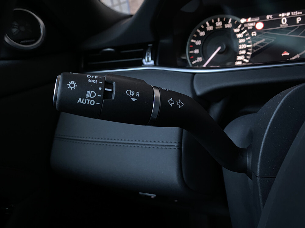 Land Rover Range Rover Evoque P300e Hybrid AWD SE 309pk 2022 -Fabrieksgarantie-