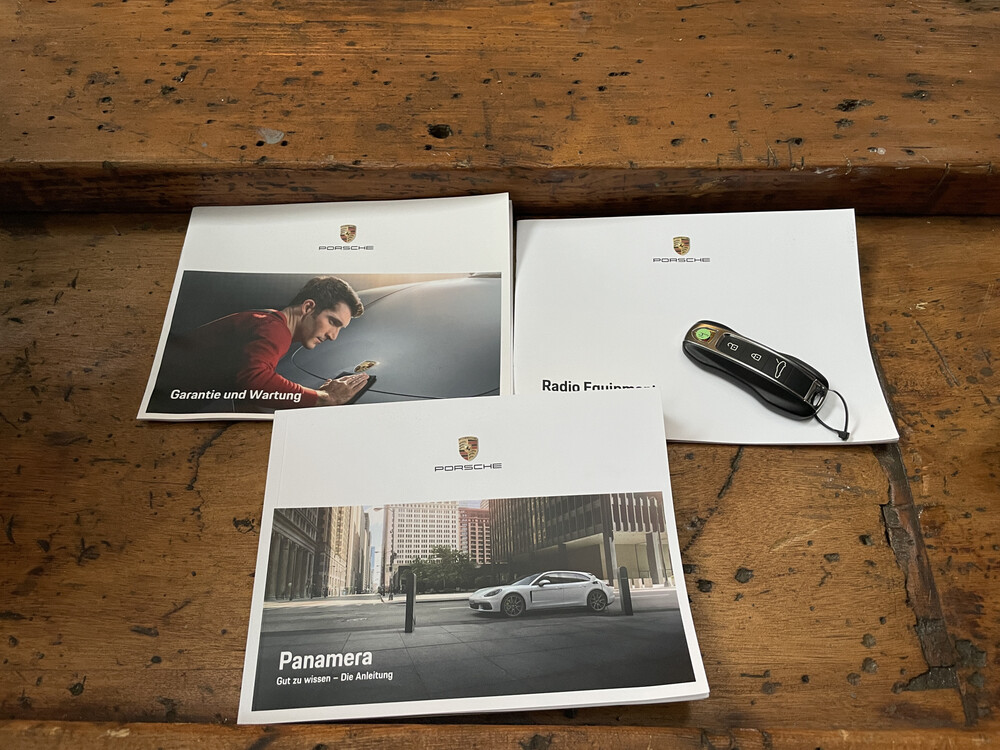 Porsche Panamera GTS Sport Turismo 4.0 V8 Sport Chrono 480PS 2020