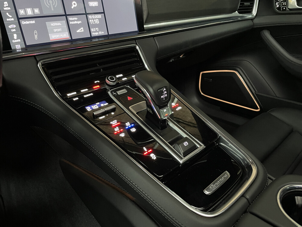 Porsche Panamera GTS Sport Turismo 4.0 V8 Sport Chrono 480PS 2020