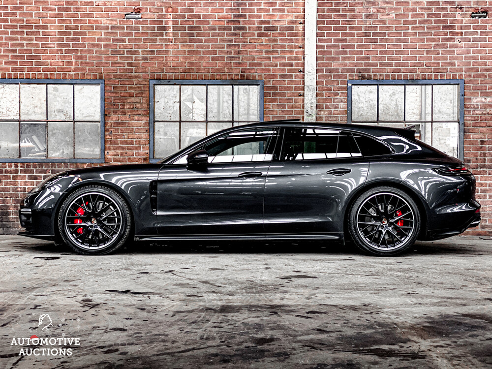 Porsche Panamera GTS Sport Turismo 4.0 V8 Sport Chrono 480PS 2020