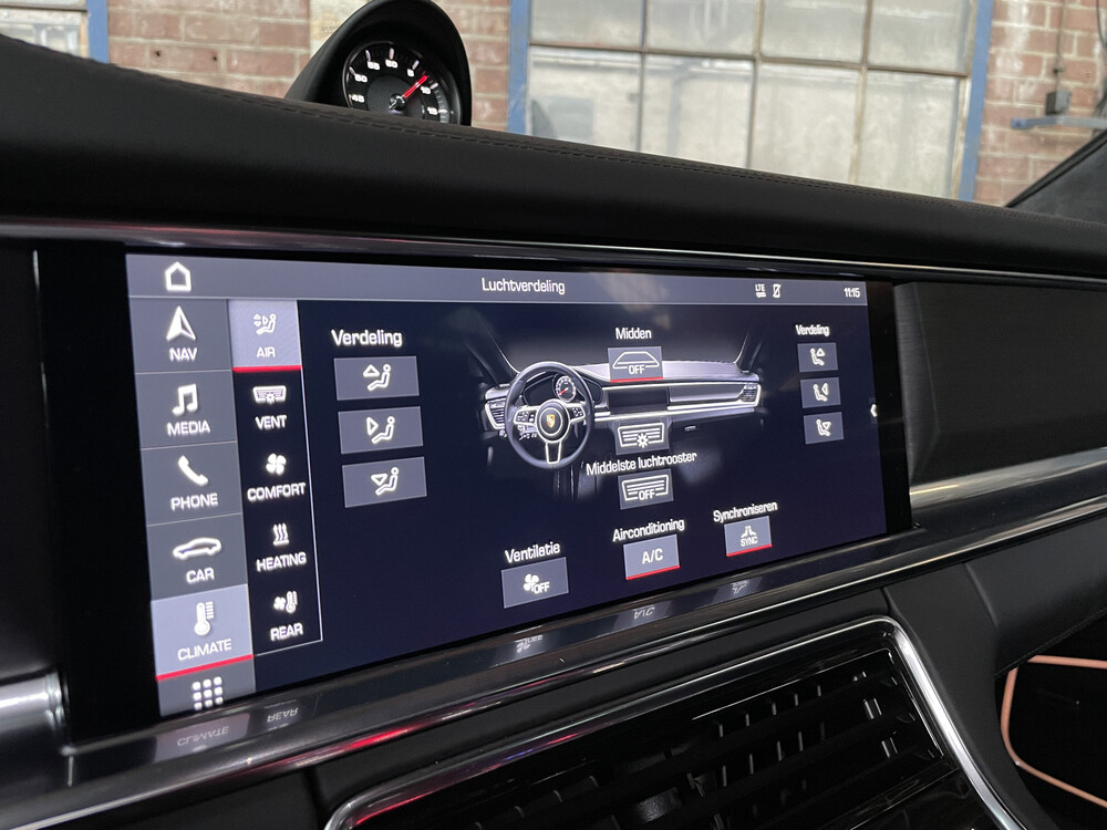 Porsche Panamera GTS Sport Turismo 4.0 V8 Sport Chrono 480PS 2020