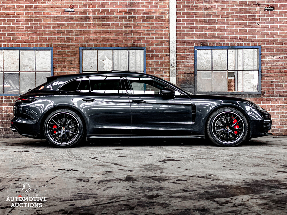 Porsche Panamera GTS Sport Turismo 4.0 V8 Sport Chrono 480PS 2020