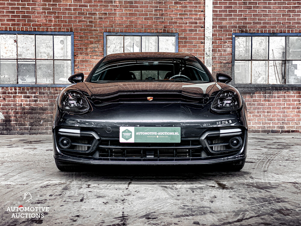 Porsche Panamera GTS Sport Turismo 4.0 V8 Sport Chrono 480PS 2020