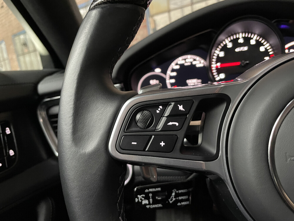 Porsche Panamera GTS Sport Turismo 4.0 V8 Sport Chrono 480PS 2020