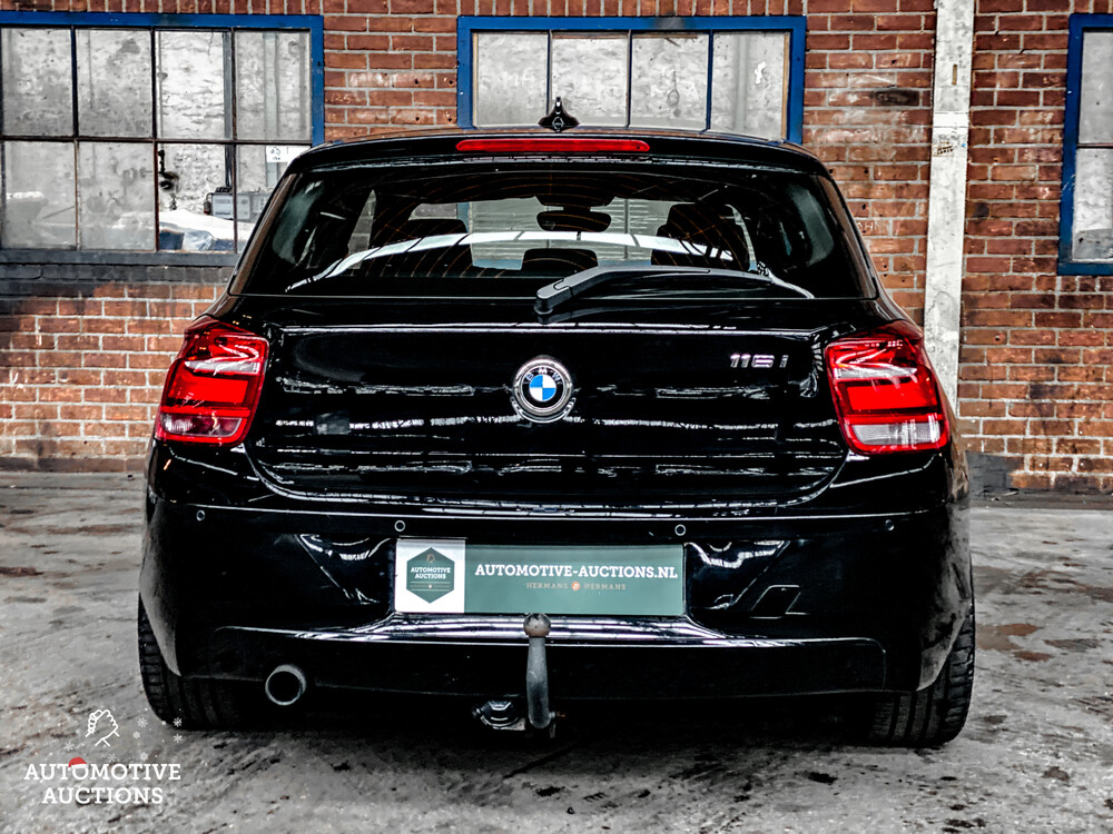 BMW 116i M package 136hp 2013 -Orig. EN- 1-series, 6-KBS-57