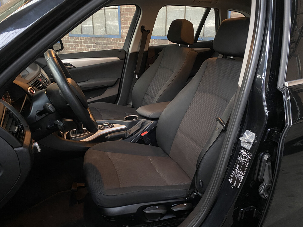 BMW X1 sDrive20i Limited Series 2014 184pk -Orig. NL-, 8-TPH-66