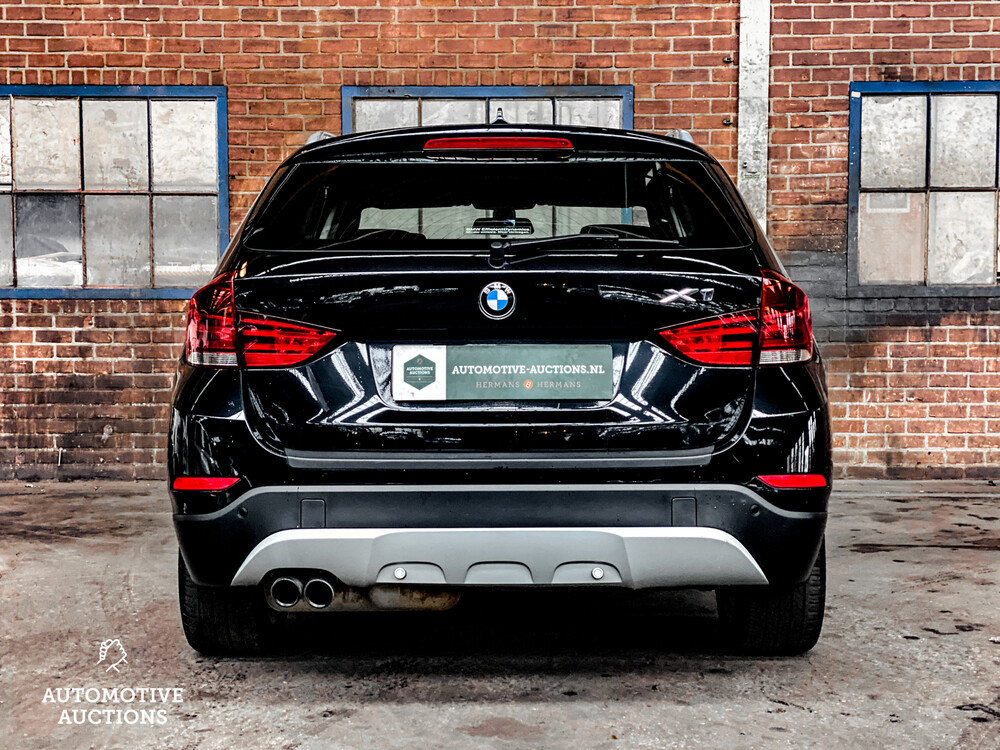 BMW X1 sDrive20i Limited Series 2014 184pk -Orig. NL-, 8-TPH-66