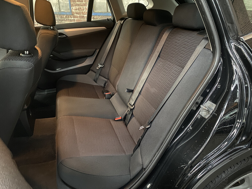 BMW X1 sDrive20i Limited Series 2014 184pk -Orig. NL-, 8-TPH-66